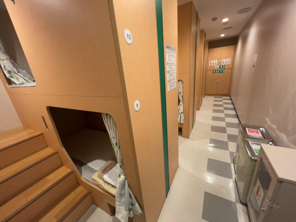寝台区画の2段ベッド